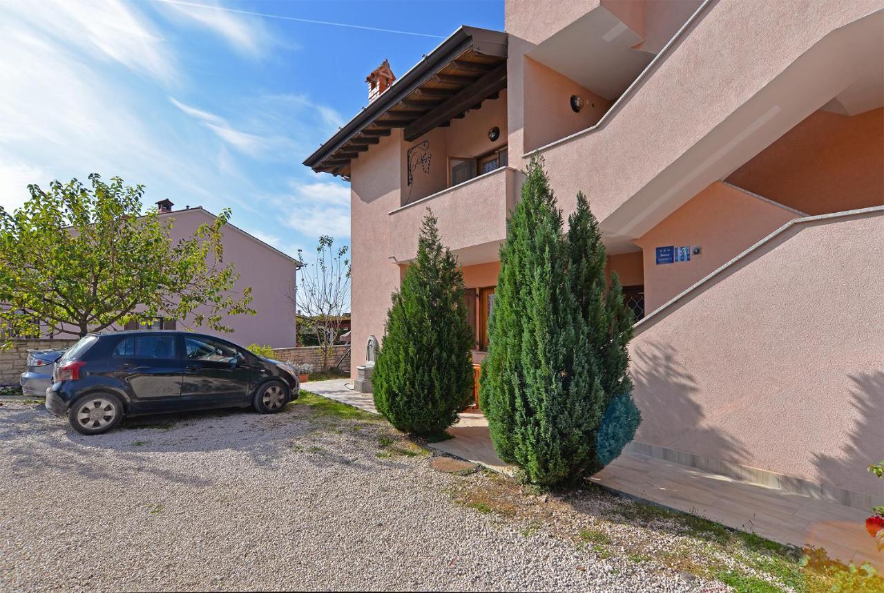 Apartments Bale 1945 Екстериор снимка